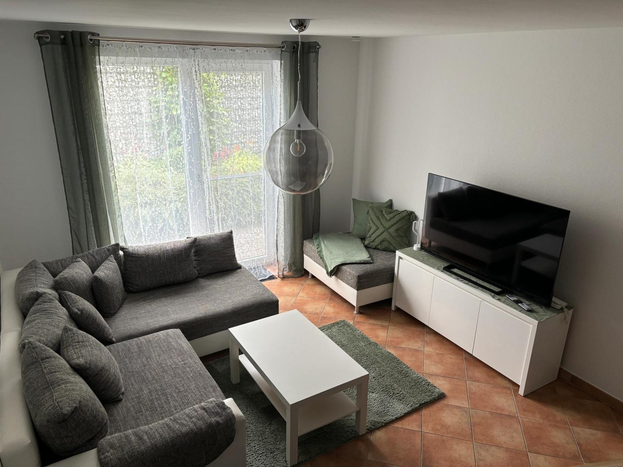 Susanna - Maisonette Im Gruenen Mit Kueche - Terrasse - Waschmaschine * Wiesbaden